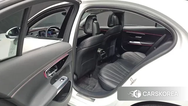 Mercedes-Benz E-Class W214 2024 Белый из Кореи, фото 3