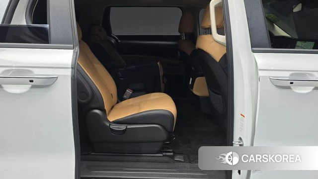 Kia Carnival 4th generation 2023 Белый из Кореи, фото 3