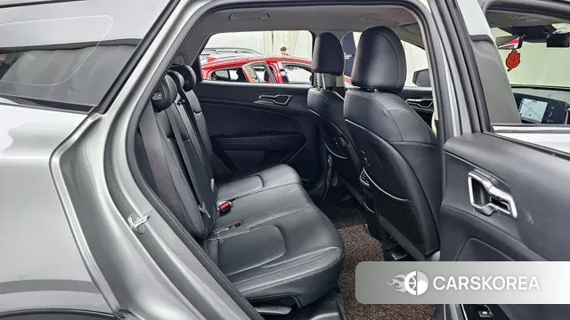 Kia Sportage 5th Generation 2021 Серебряный из Кореи, фото 3