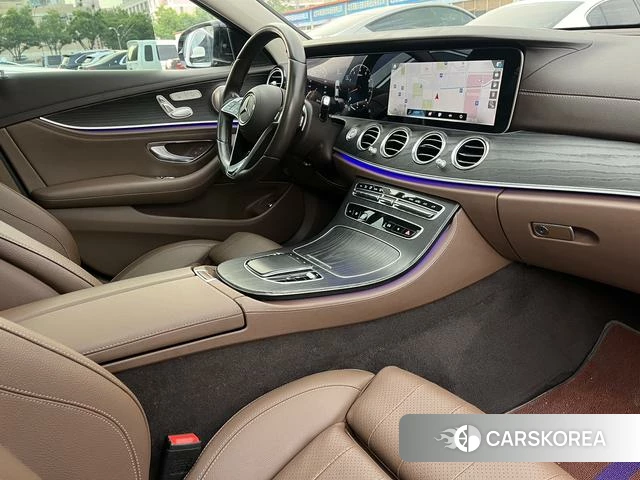 Mercedes-Benz E-class 2022 Черный из Китая, фото 3
