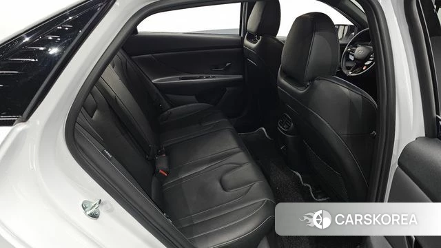 Hyundai The New Avante (CN7) 2025 Белый из Кореи, фото 3