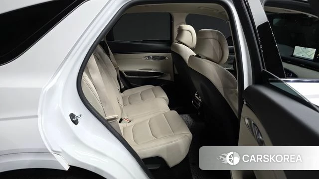 Genesis GV70 2022 Белый из Кореи, фото 3