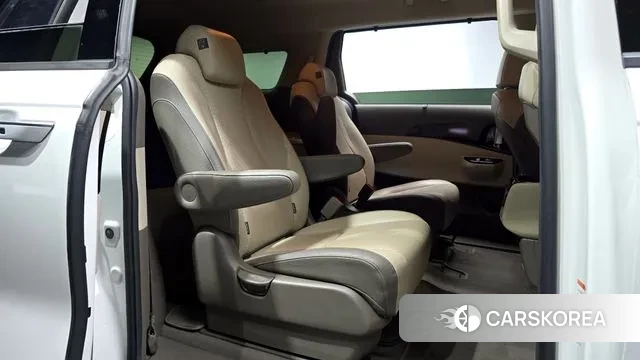 Kia Carnival 4th generation 2020 Белый из Кореи, фото 3