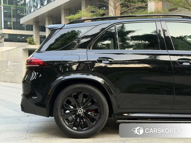 Mercedes-Benz GLE (import) 2022 Черный из Китая, фото 3