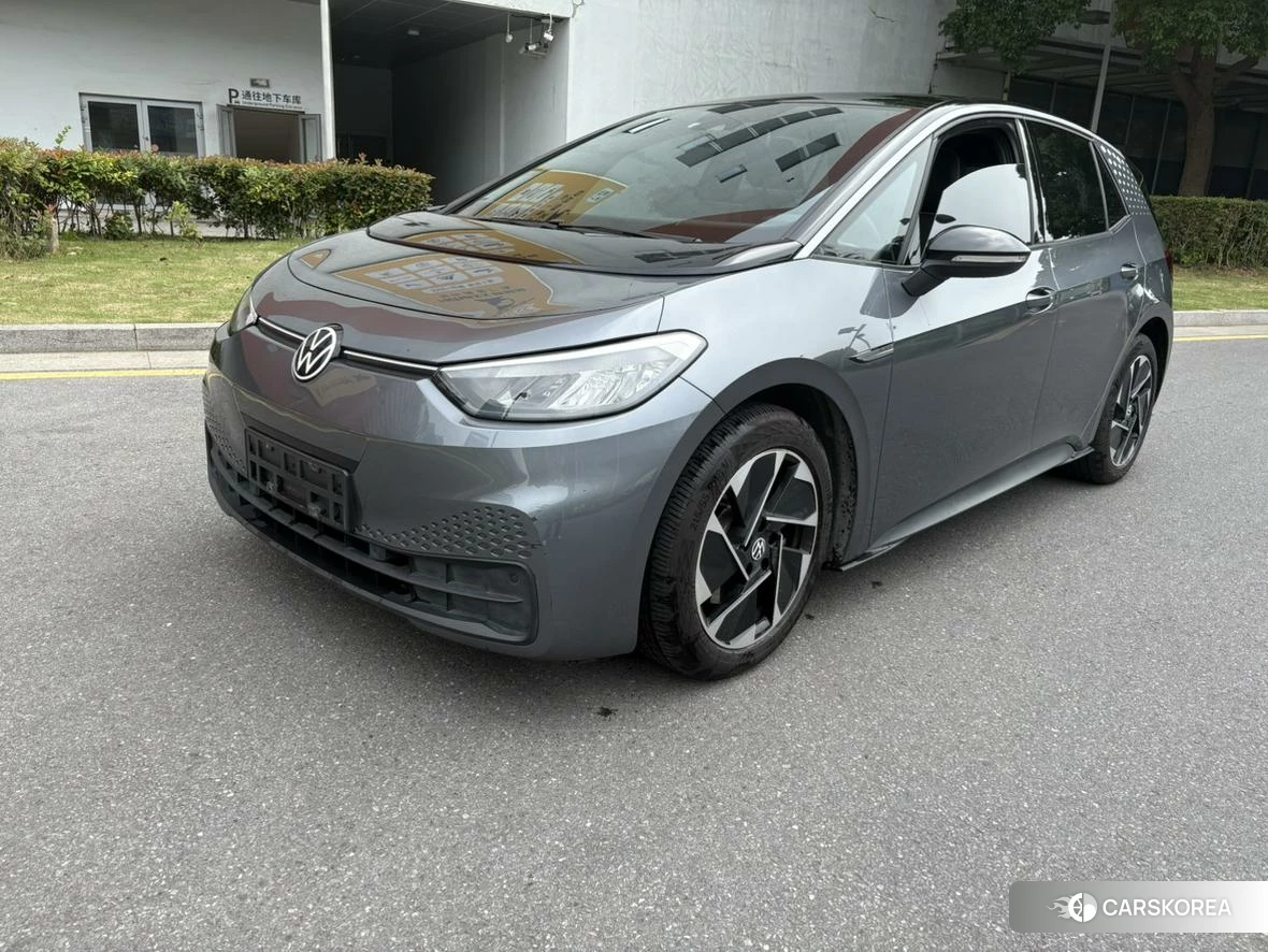 Volkswagen ID.3 2022 Серебристо-серый из Китая, фото 3