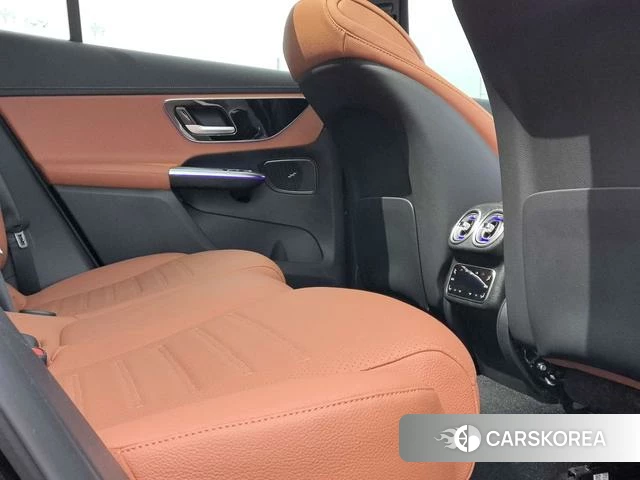 Mercedes-Benz GLC 2025 Черный из Китая, фото 3