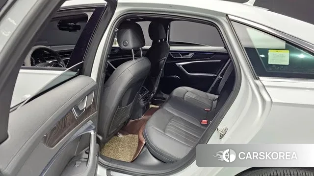 Audi A6 (C8) 2020 Белый из Кореи, фото 3