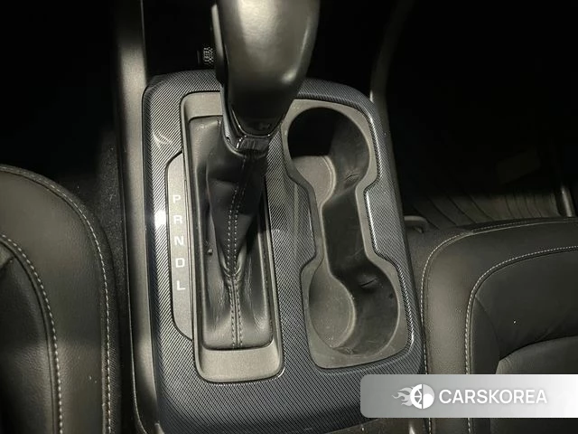 Chevrolet (GM Daewoo) Real New Colorado 2022 Белый из Кореи, фото 3