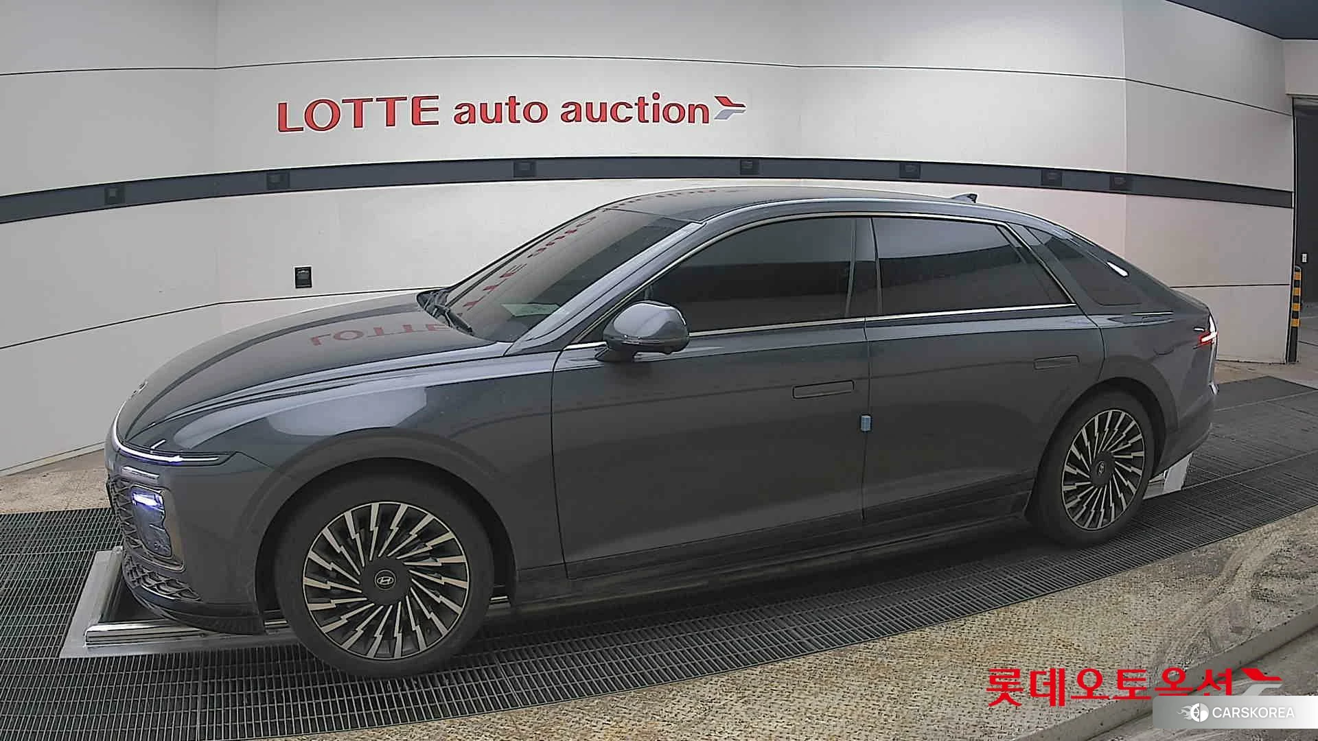 Hyundai Grandeur 2024 Nocturne Grey Metallic из Кореи, фото 3
