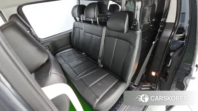 Hyundai Staria 2024 Черный из Кореи, фото 3