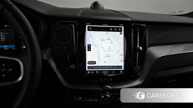 Volvo XC60 second Generation 2022 Черный из Кореи, фото 3