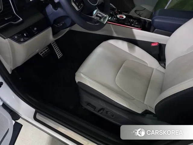 Kia Sportage 5th Generation 2024 Белый из Кореи, фото 3