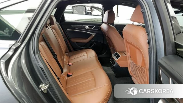 Audi A6 (C8) 2023 Серый из Кореи, фото 3