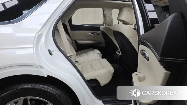 Genesis GV70 2021 Белый из Кореи, фото 3