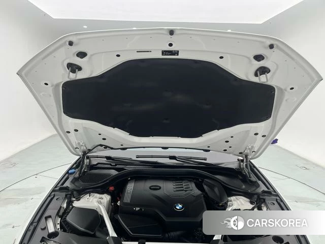 BMW 5 series 2021 Белый из Китая, фото 3