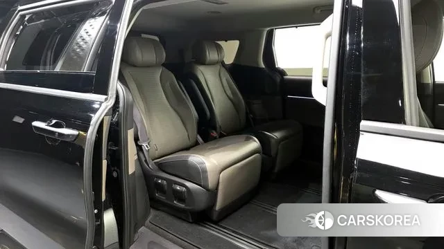 Kia The New Carnival 4th Generation 2024 Черный из Кореи, фото 3