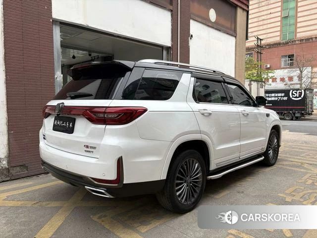 Chang'an CS95 2022 Белый из Китая, фото 3