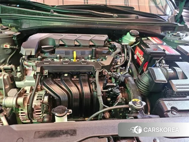 Hyundai Avante (CN7) 2020 Серебристо-серый из Кореи, фото 3