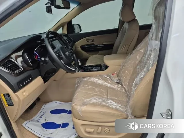 Kia The New Carnival 2019 Белый из Кореи, фото 3