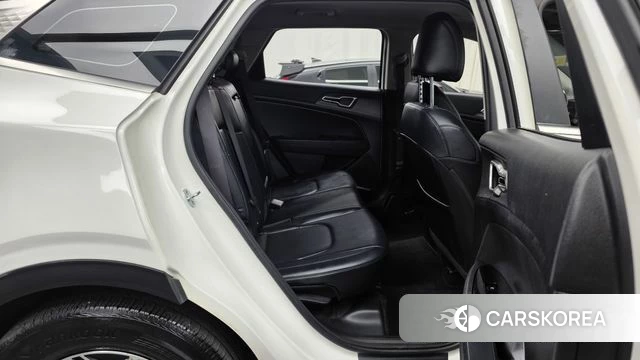 Kia Sportage 5th Generation 2022 Белый из Кореи, фото 3
