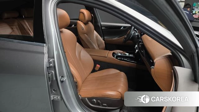 Genesis G80 (RG3) 2023 Серебряный из Кореи, фото 3