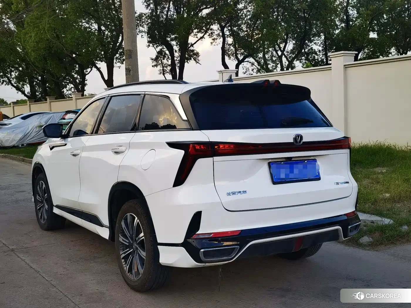 Chang'an CS75PLUS 2023 Белый из Китая, фото 3