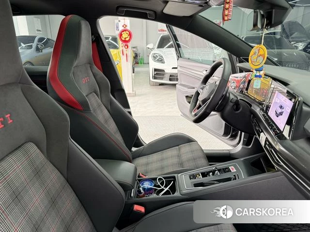 Volkswagen Golf GTI 2022 Темно-серый из Китая, фото 3