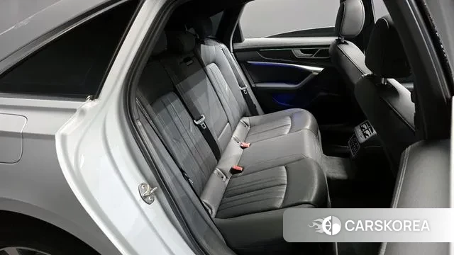 Audi A6 (C8) 2020 Белый из Кореи, фото 3