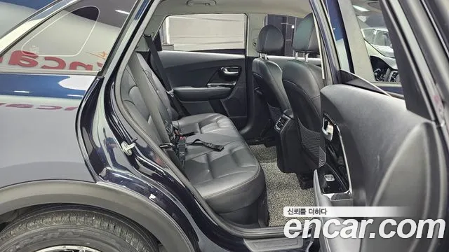 Kia Niro 2018 Синий из Кореи, фото 3