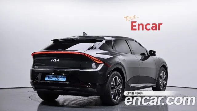 Kia EV6 2023 Серый из Кореи, фото 3