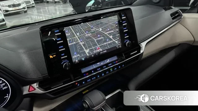 Toyota Sienna 4th Generation 2022 Белый из Кореи, фото 3