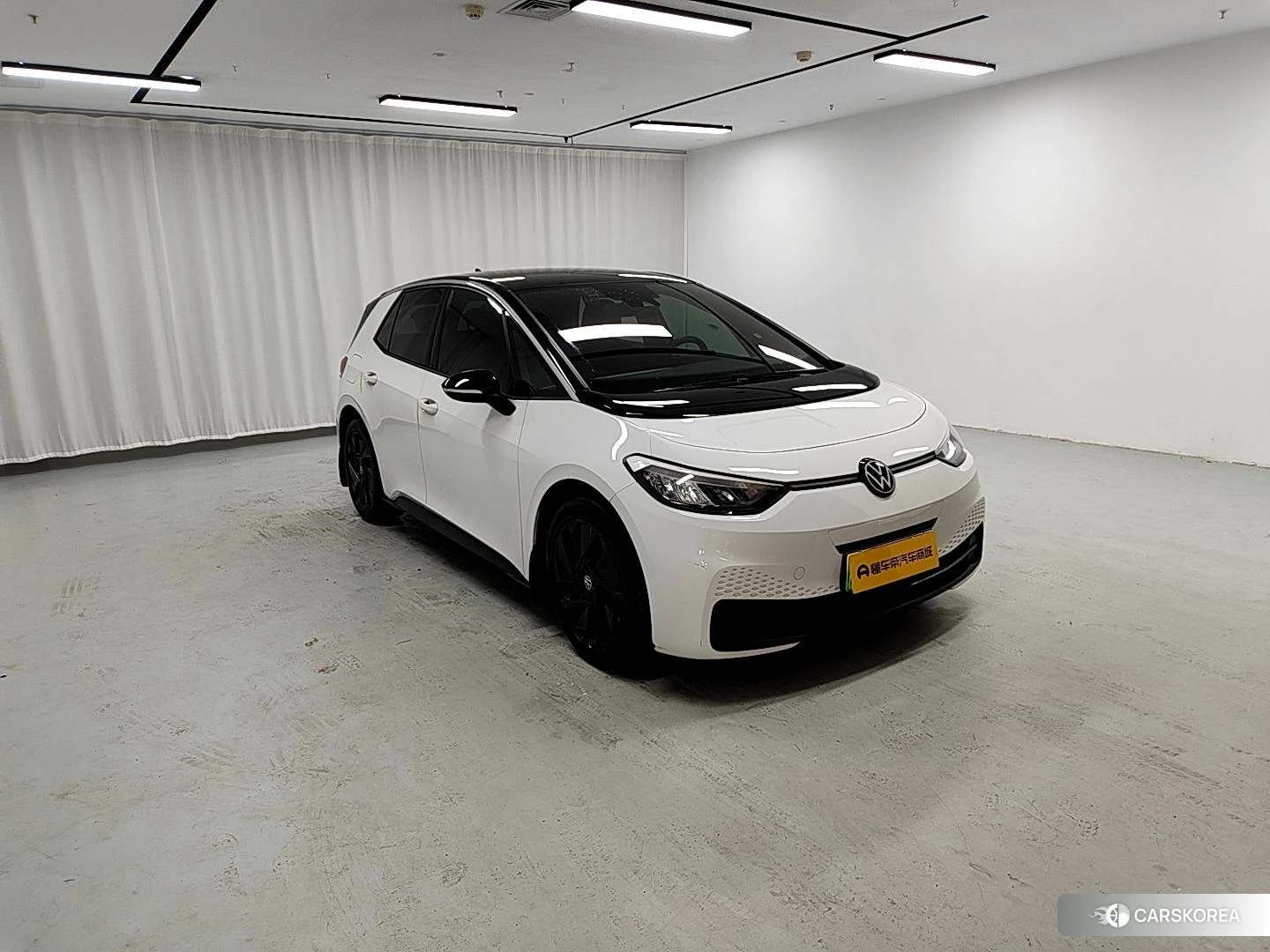 Volkswagen ID.3 2024 Белый из Китая, фото 3