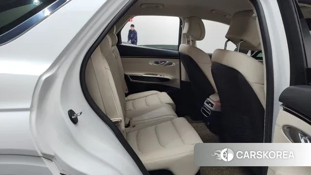 Genesis GV70 2022 Белый из Кореи, фото 3