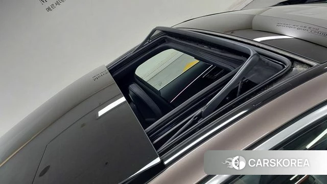 Mercedes-Benz E-Class W214 2025 Коричневый из Кореи, фото 3