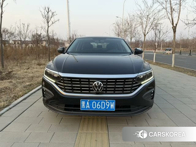 Volkswagen Passat 2022 Черный из Китая, фото 3