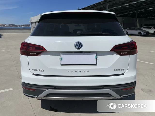 Volkswagen Tanyue 2022 Белый из Китая, фото 3