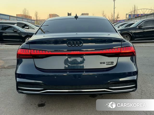 Audi A7L 2022 Синий из Китая, фото 3