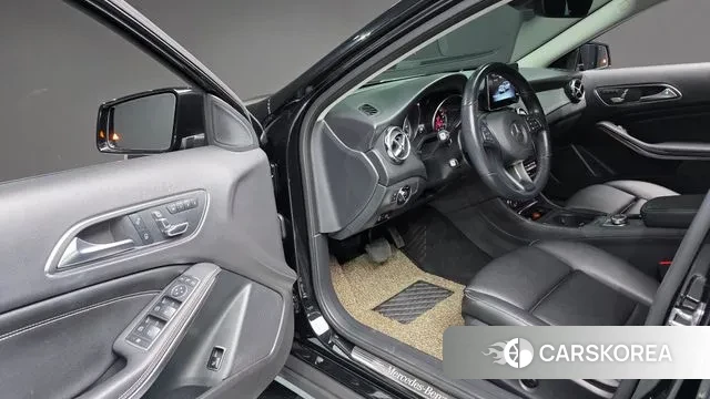 Mercedes-Benz GLA-Class X156 2018 Черный из Кореи, фото 3