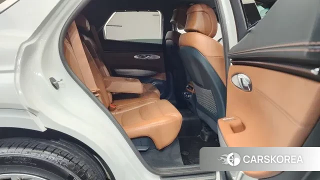 Genesis GV70 2024 Белый из Кореи, фото 3