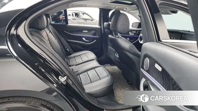 Mercedes-Benz E-Class W213 2019 Черный из Кореи, фото 3