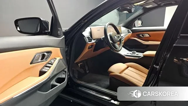 BMW 3 Series (G20) 2024 Черный из Кореи, фото 3