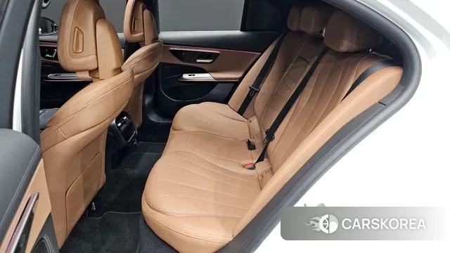 Mercedes-Benz E-Class W214 2024 Белый из Кореи, фото 3
