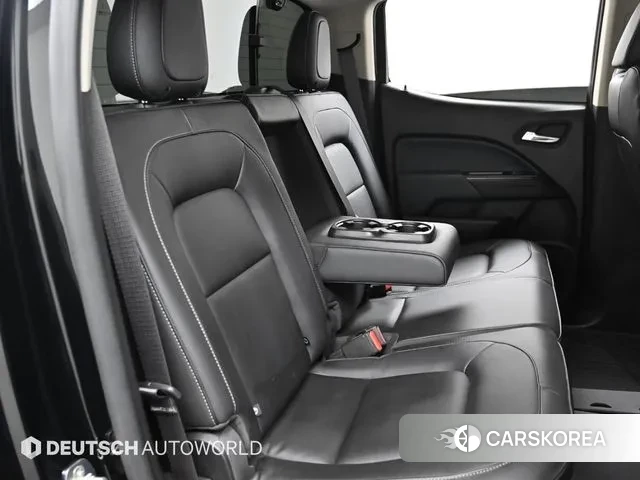 Chevrolet (GM Daewoo) Real New Colorado 2022 Черный из Кореи, фото 3
