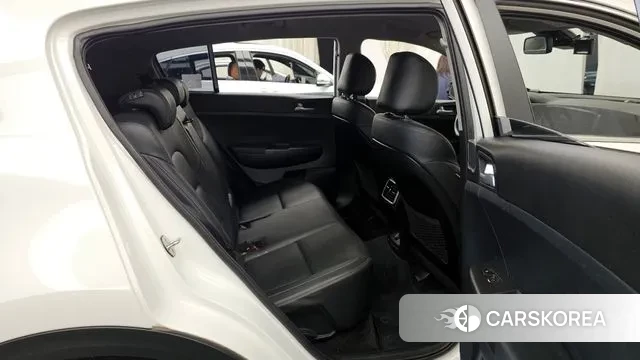 Kia Sportage The Bold 2021 Белый из Кореи, фото 3