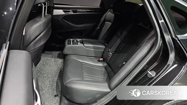 Genesis G80 2019 Черный из Кореи, фото 3