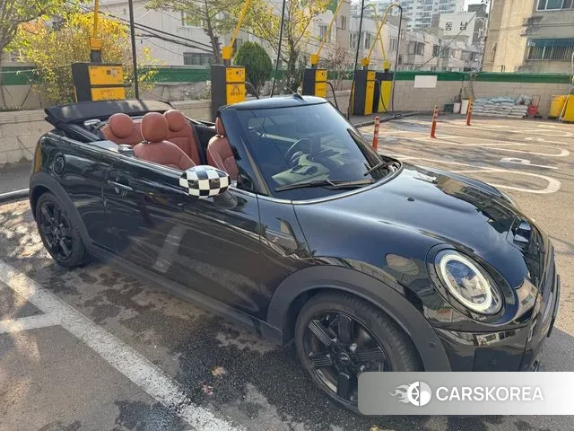 Mini Cooper S Convertible 2021 Черный из Кореи, фото 3