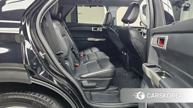 Ford Explorer 6th Generation 2022 Черный из Кореи, фото 3