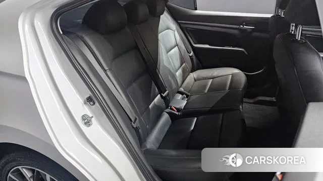 Hyundai The New Avante AD 2018 Белый из Кореи, фото 3