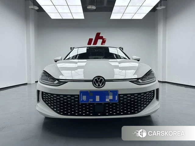 Volkswagen Lingdu 2022 Белый из Китая, фото 3