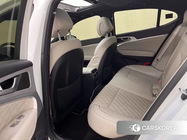 Genesis The New G70 2022 Белый из Кореи, фото 3